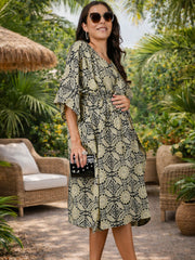 BLACK GEO MATERNITY COTTON KAFTAN WITH FEEDING ZIPPER
